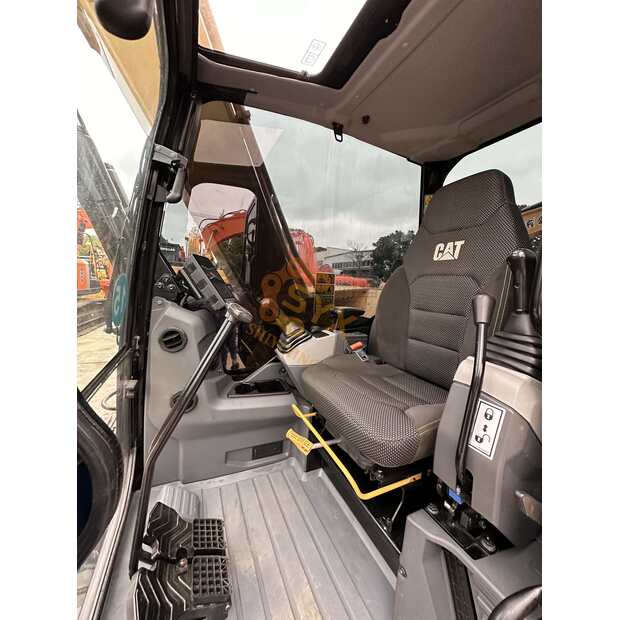 2024 Caterpillar 320D-41435891