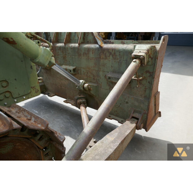 2004 Caterpillar D7F Ex-army-41436156