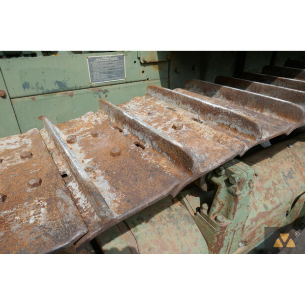 2004 Caterpillar D7F Ex-army-41436185