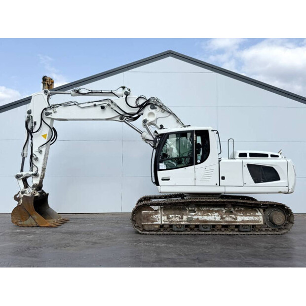 2013 ليبهير R906LC-41436520