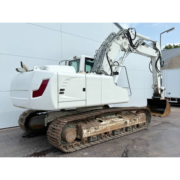 2013 ليبهير R906LC-41436524