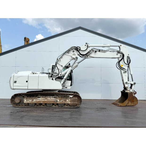 2013 ليبهير R906LC-41436525