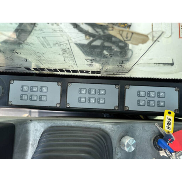 2013 ليبهير R906LC-41436536