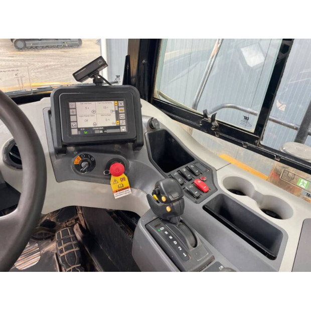 2018 Caterpillar 745-41437030