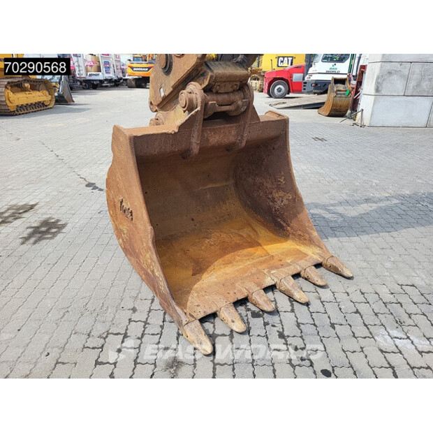 2015 Komatsu PC240LC-10-41437517