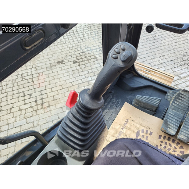 2015 Komatsu PC240LC-10-41437539