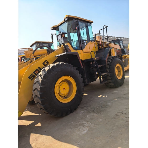 2021 SDLG LG956L-41437867