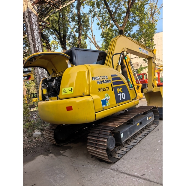 2021 Komatsu PC70-8-41437936