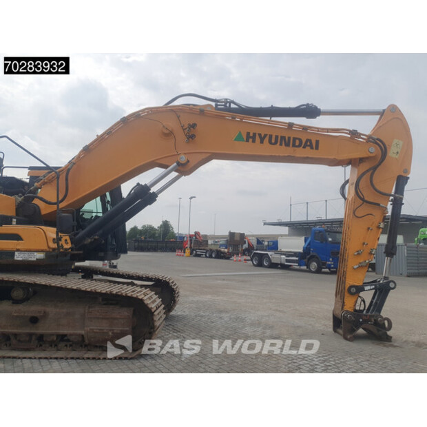 2017 Hyundai HX380L-41438328
