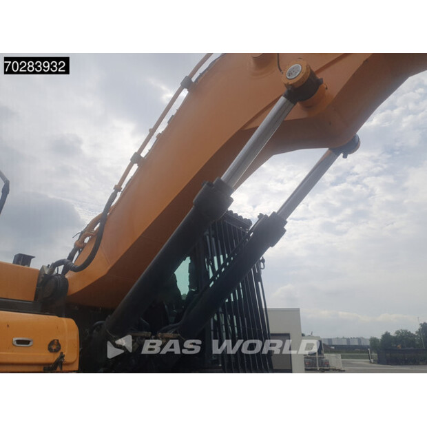 2017 Hyundai HX380L-41438330
