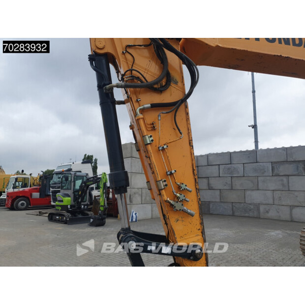 2017 Hyundai HX380L-41438331