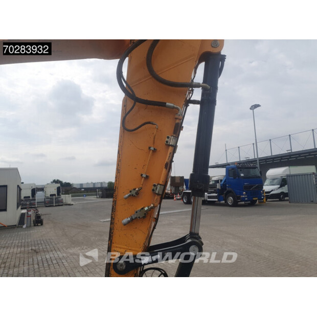 2017 Hyundai HX380L-41438332