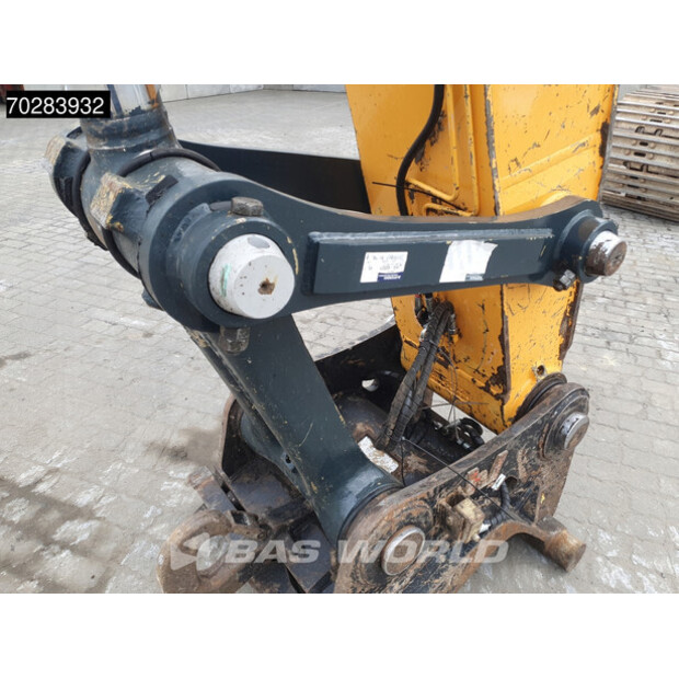 2017 Hyundai HX380L-41438334