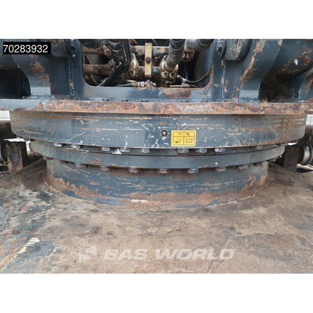 2017 Hyundai HX380L-41438346