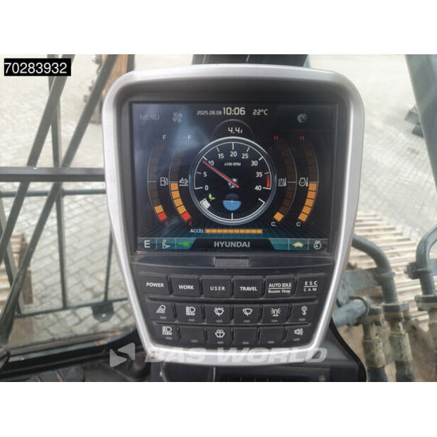 2017 Hyundai HX380L-41438358