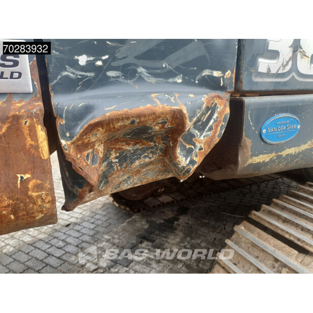 2017 Hyundai HX380L-41438368