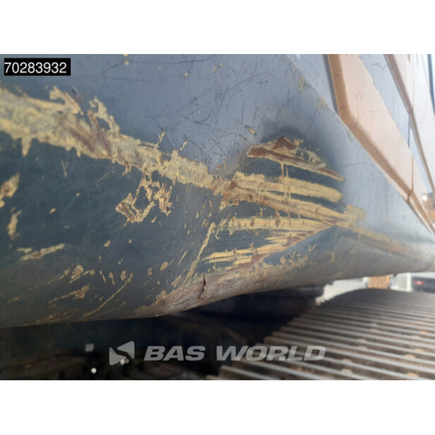 2017 Hyundai HX380L-41438369