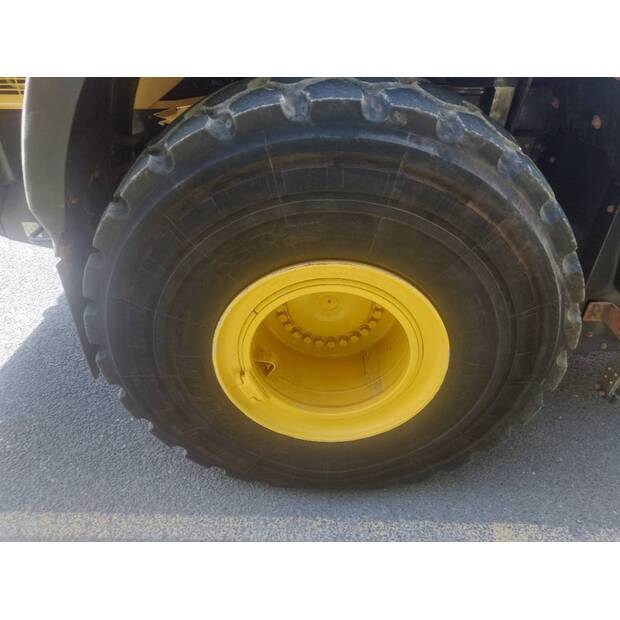 2020 كوماتسو WA480-8-41443150
