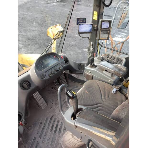 2006 Komatsu 6-41443272