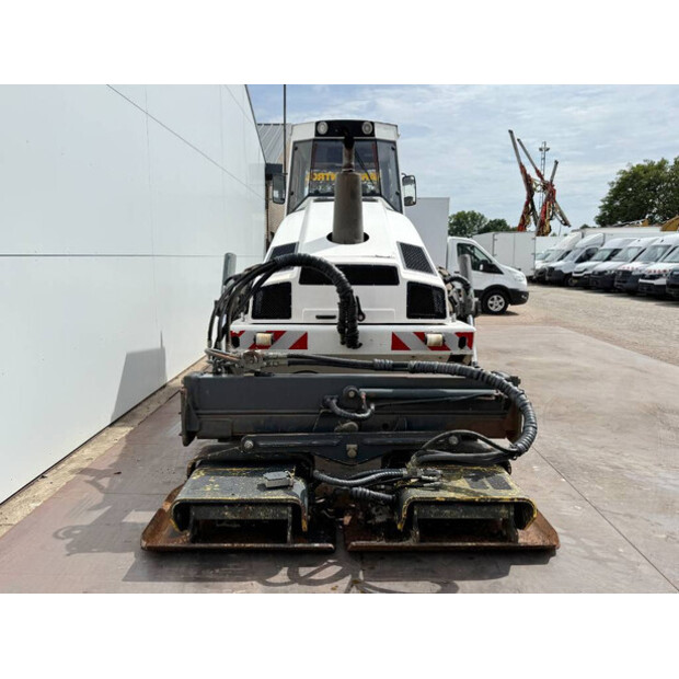 2004 كاتربيلر BW213DH-4-41451306