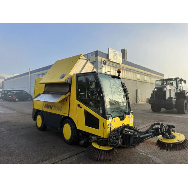 2010 Diversen MFH 2500-41467053