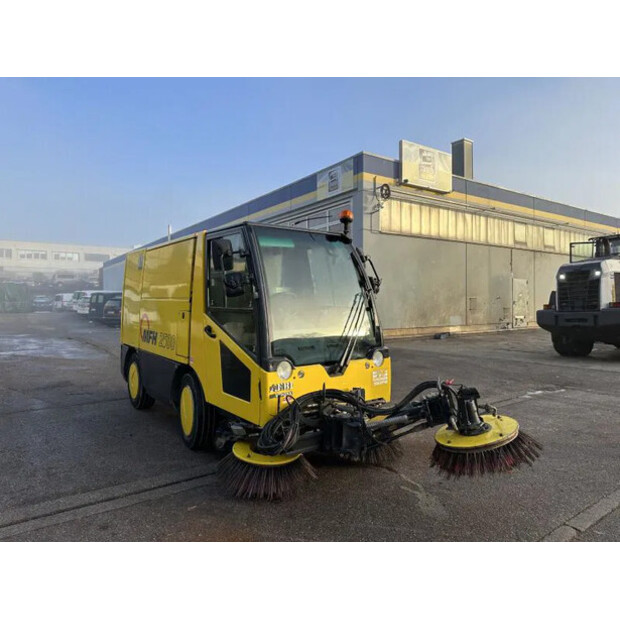 2010 Diversen MFH 2500-41467054