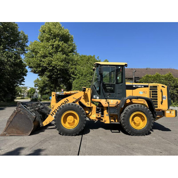 2016 Hyundai HL730-9-41467106