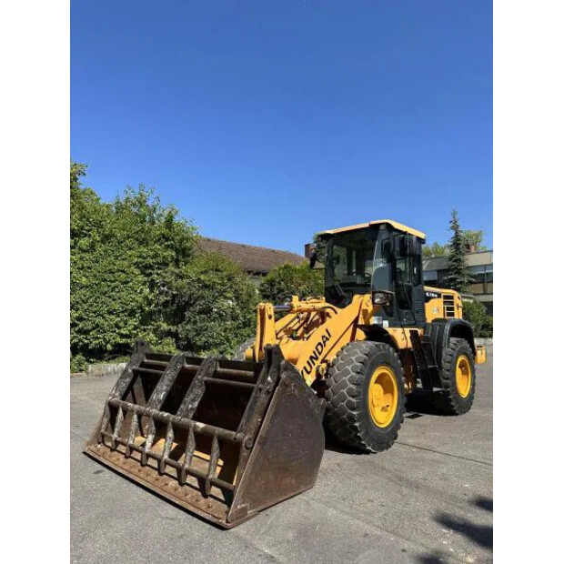 2016 Hyundai HL730-9-41467107