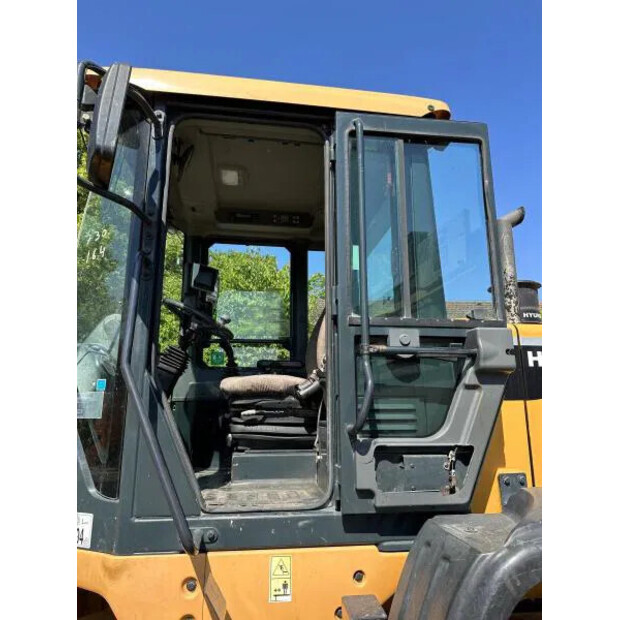 2016 Hyundai HL730-9-41467120