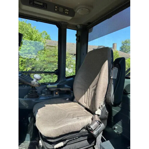 2016 Hyundai HL730-9-41467121