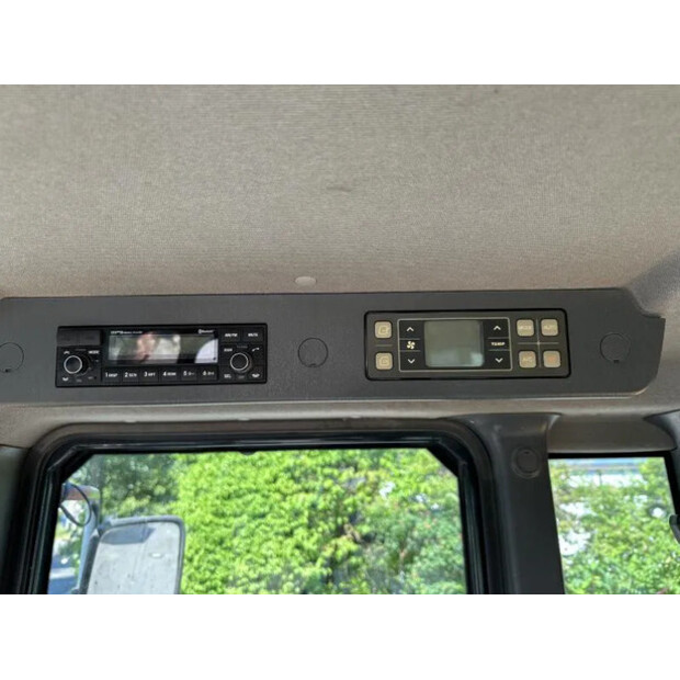 2016 Hyundai HL730-9-41467124