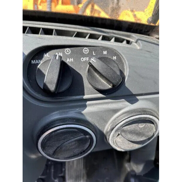2016 Hyundai HL730-9-41467129