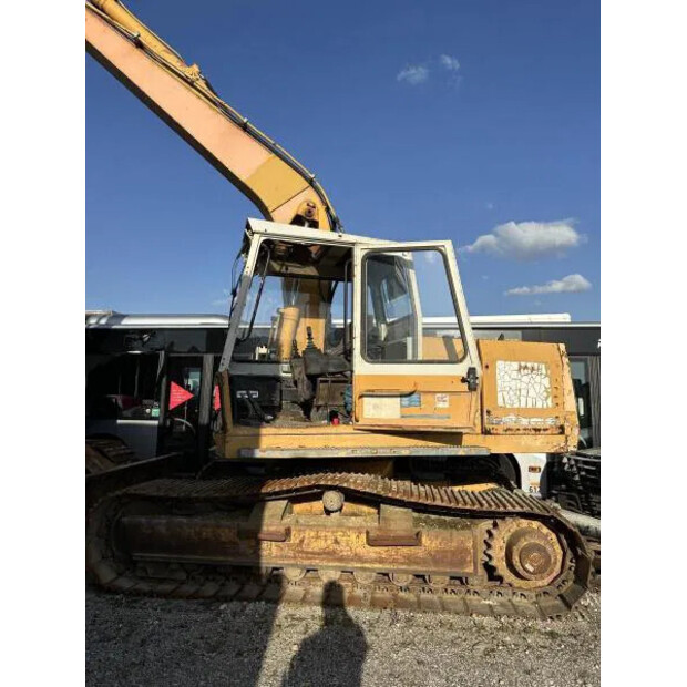 1990 ليبهير A902-41467360