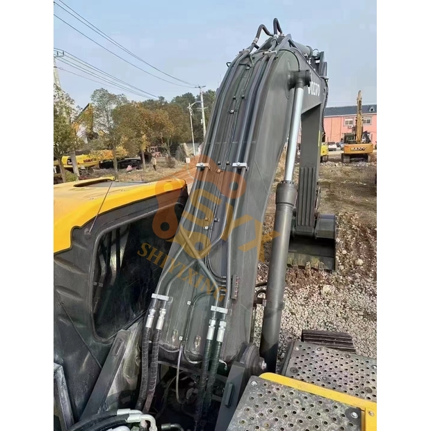 2023 فولفو EC290-41479200