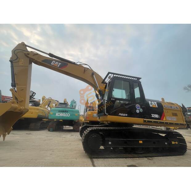 2021 كاتربيلر 320D-41479212