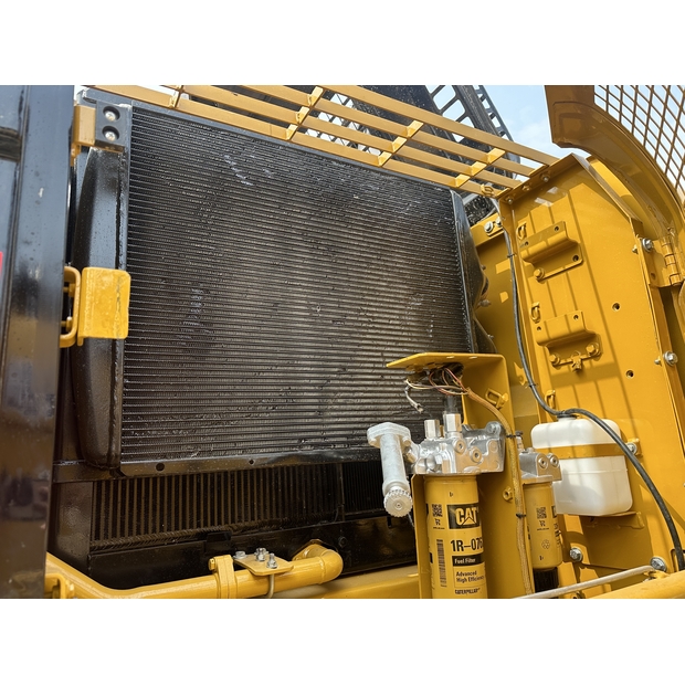 2023 Caterpillar 329D2L-41480130