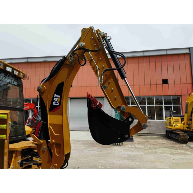 2022 Caterpillar 420F-41480844