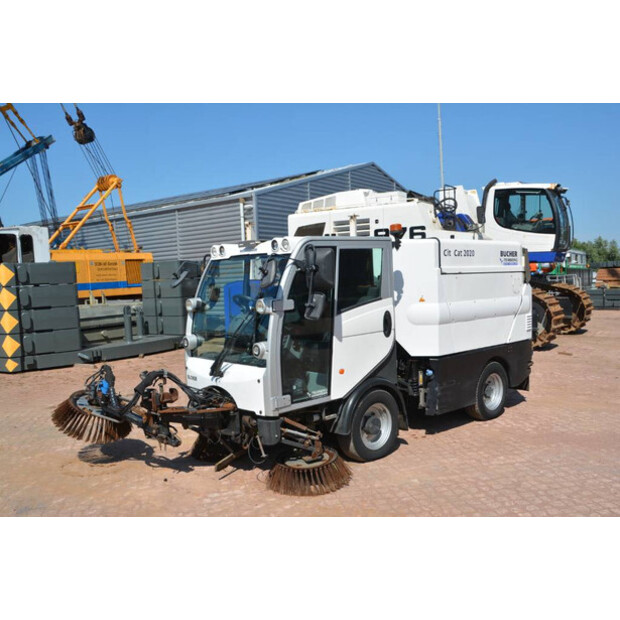 2017 Bucher CITYCAT 2020-41480949