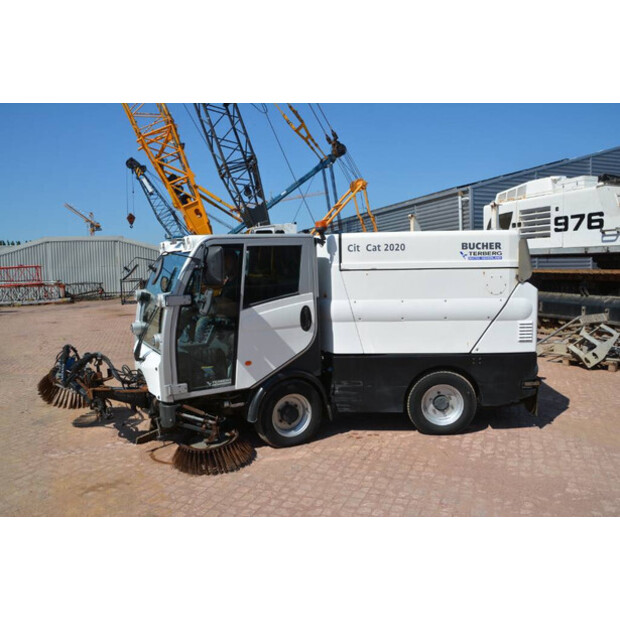 2017 Bucher CITYCAT 2020-41480951