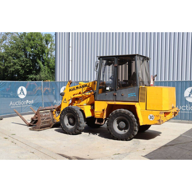 1996 Ahlmann AZ6-41481185