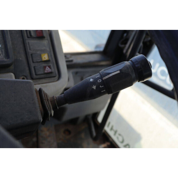 2002 Fiat Hitachi FW80-41481301