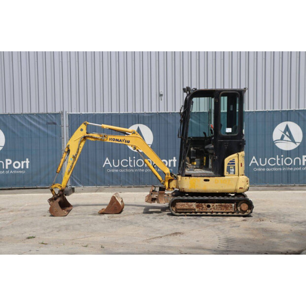 2001 كوماتسو PC18MR-41481547