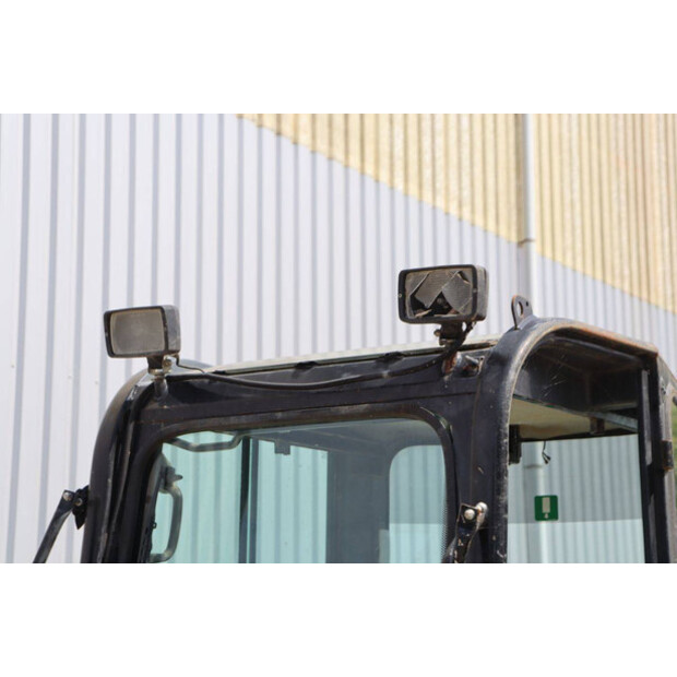 2001 كوماتسو PC18MR-41481566