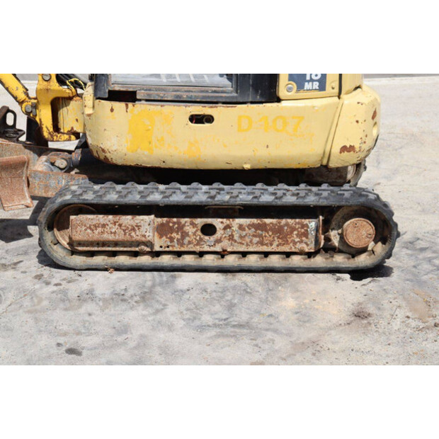 2001 كوماتسو PC18MR-41481567