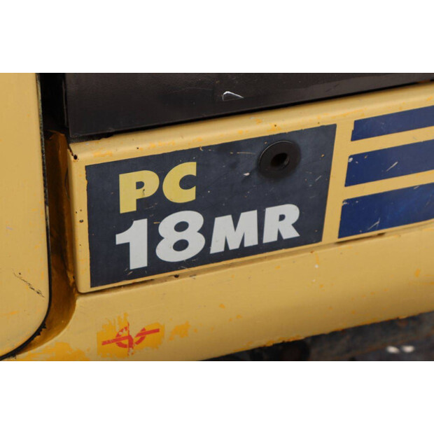 2001 كوماتسو PC18MR-41481575