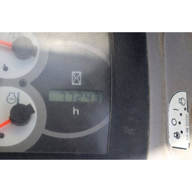 2001 كوماتسو PC18MR-41481584