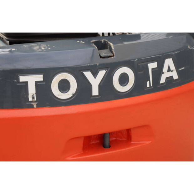 2016 Toyota 8FBEK18T-41482253