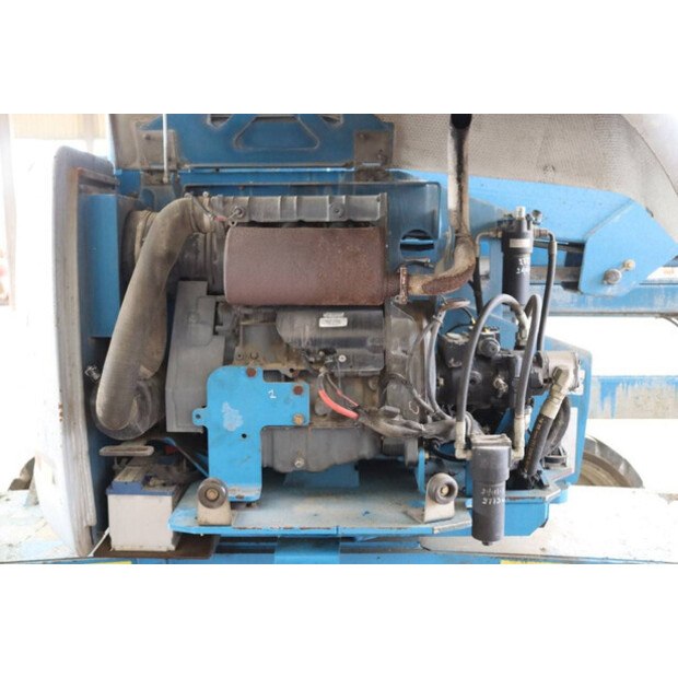 2008 جيني Z-45/25-41482806