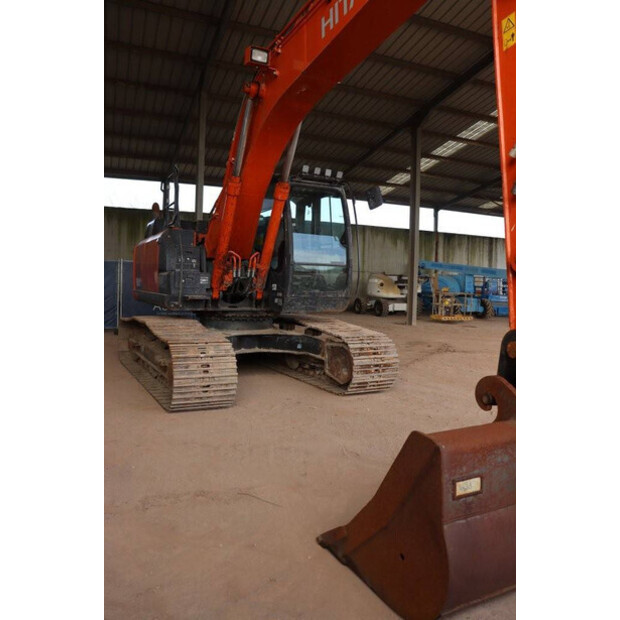2020 Hitachi ZX190LC-6-41483369