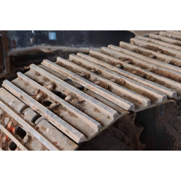 2020 Hitachi ZX190LC-6-41483385